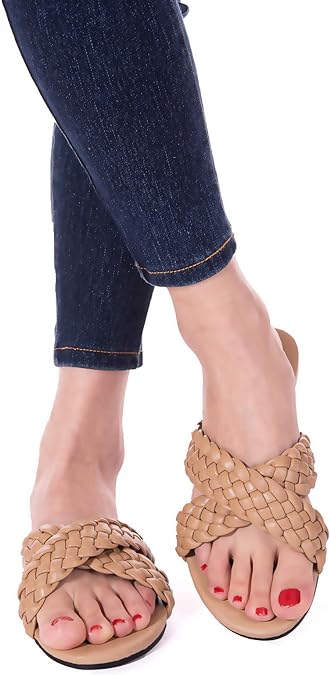 Mtzyoa Woven Leather Flip-Flops